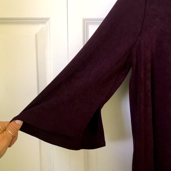 CHICO’S UNIQUE TRAVELERS TOP - Picture 7 of 9